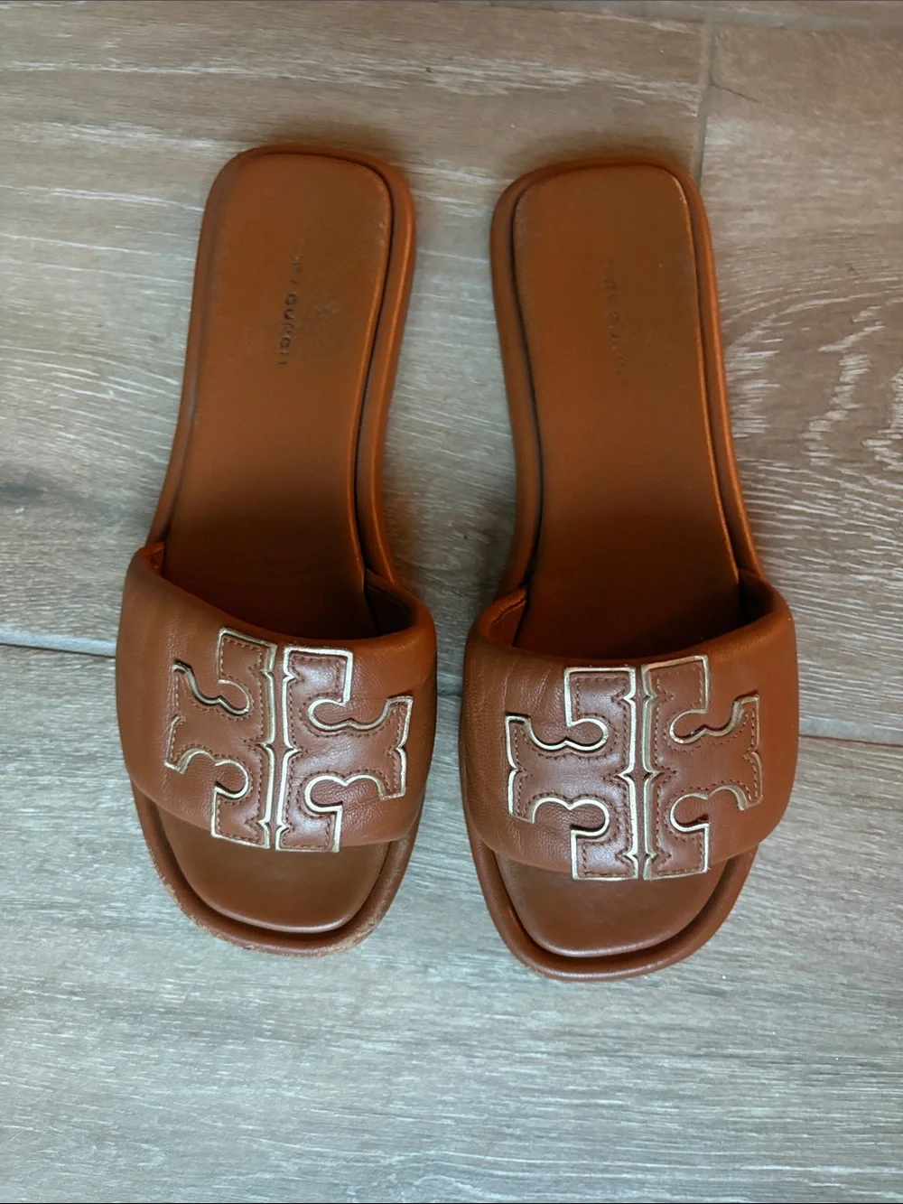 Tory Burch tory burch